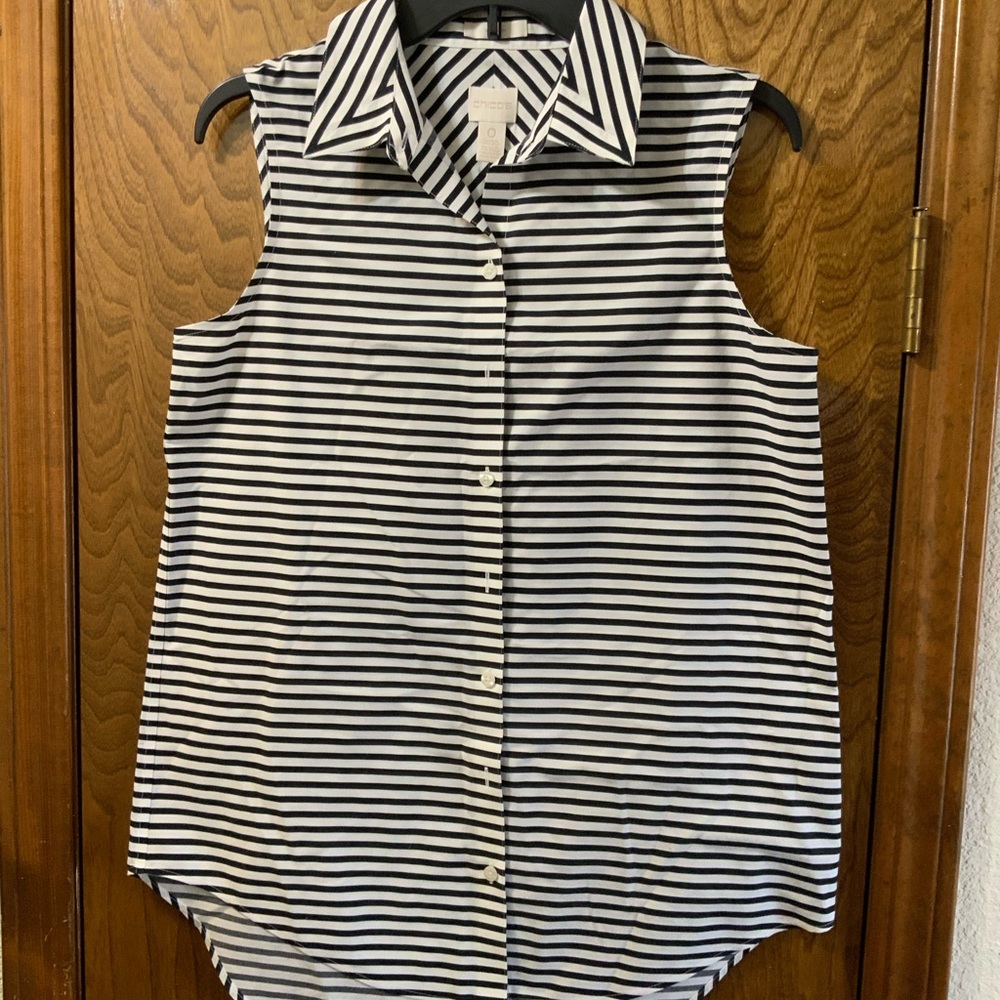 Chico’s Size 0 Black & White. Brand New Shirt